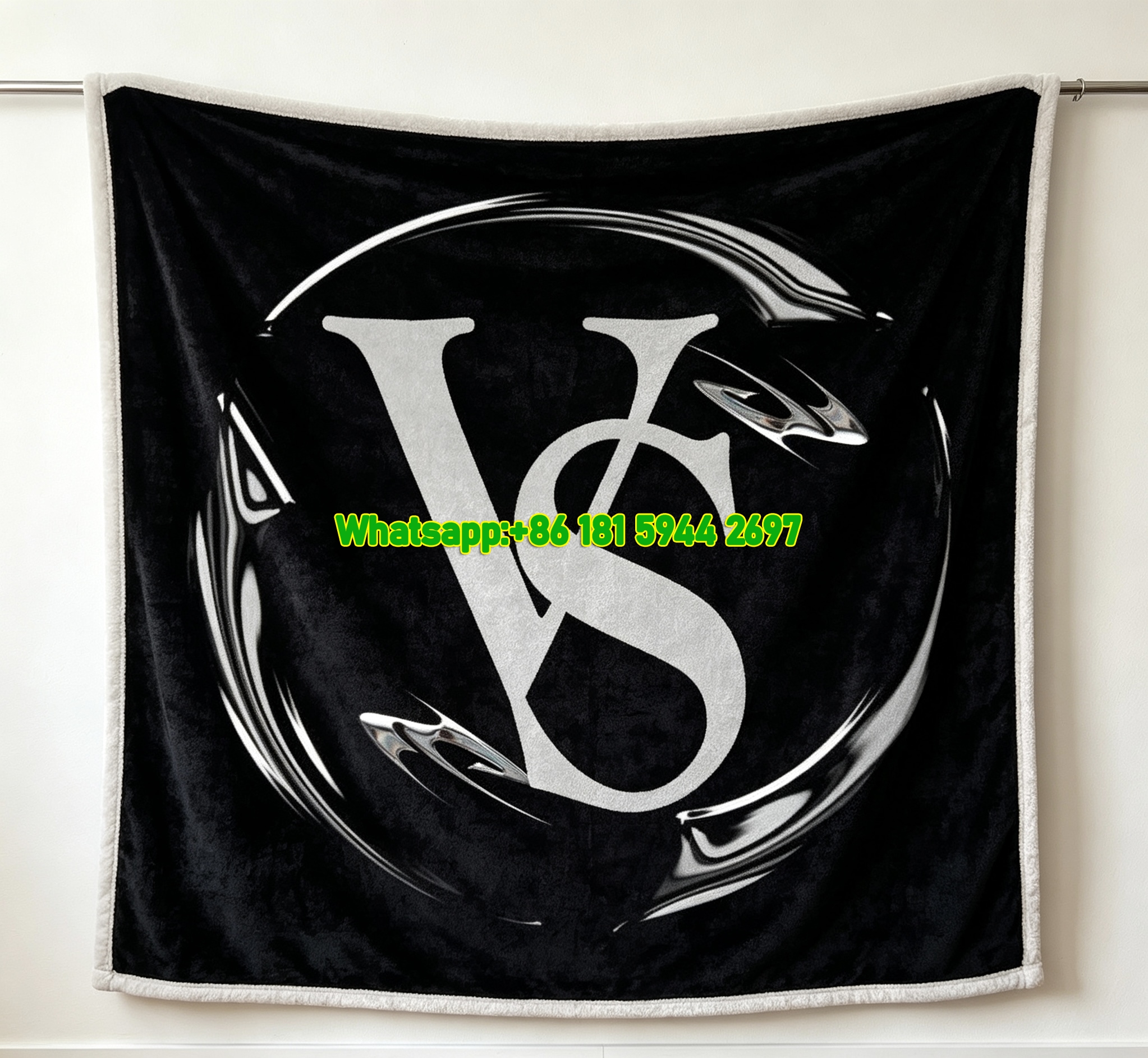 Victoria's Secret Flannel Throw Blanket VS Soft Sofa Blanket V242